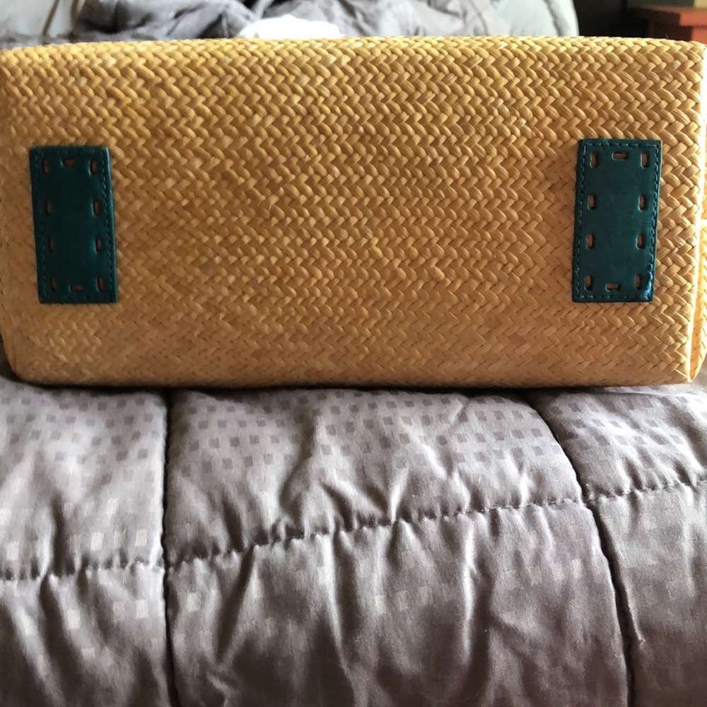 Beautiful Spring purse - Picture 4 of 13